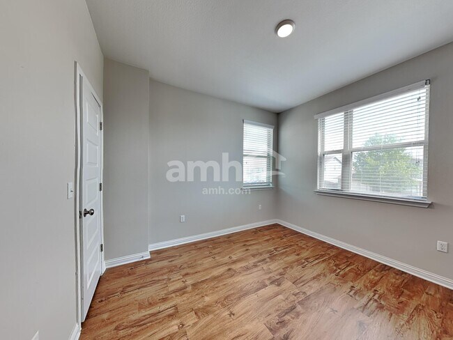 Building Photo - 8113 Turnberry Ln