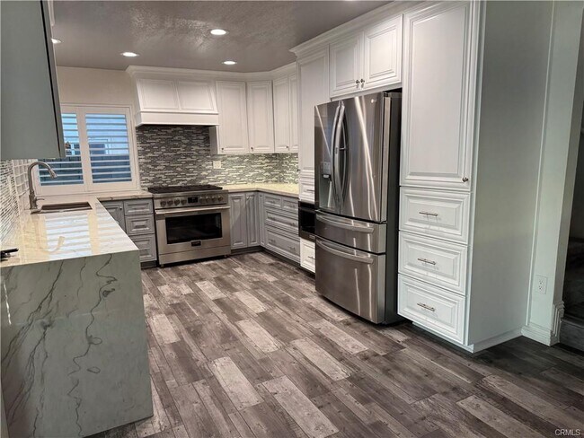 Building Photo - 25639 Avenida Jolita