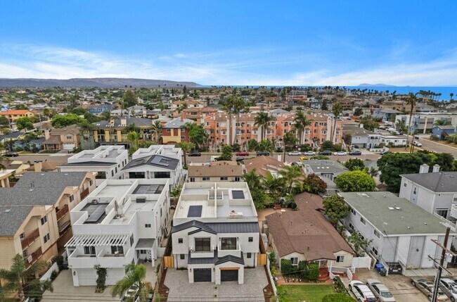 Building Photo - Long Term, Unfurnished Rental in Imperial Beach