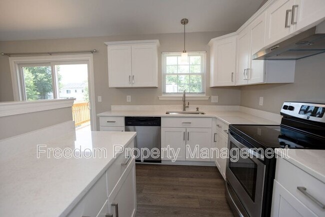 Building Photo - 10116 Wimbledon Ct