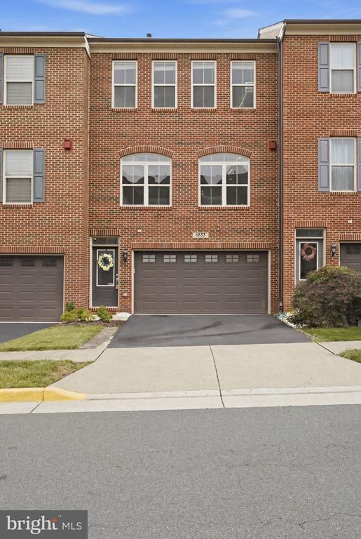 Building Photo - 6833 William White Way