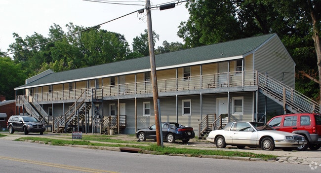 Primary Photo - 1320 Poole Rd