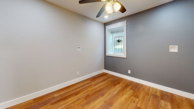 Building Photo - 1533 Forest Ave