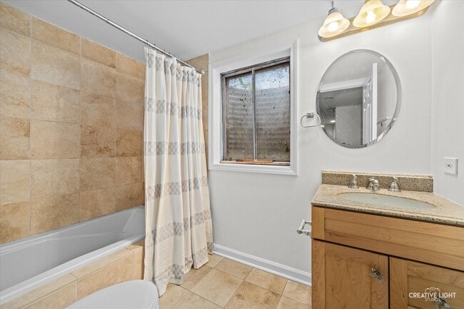 Building Photo - 1333 Briarwood Dr