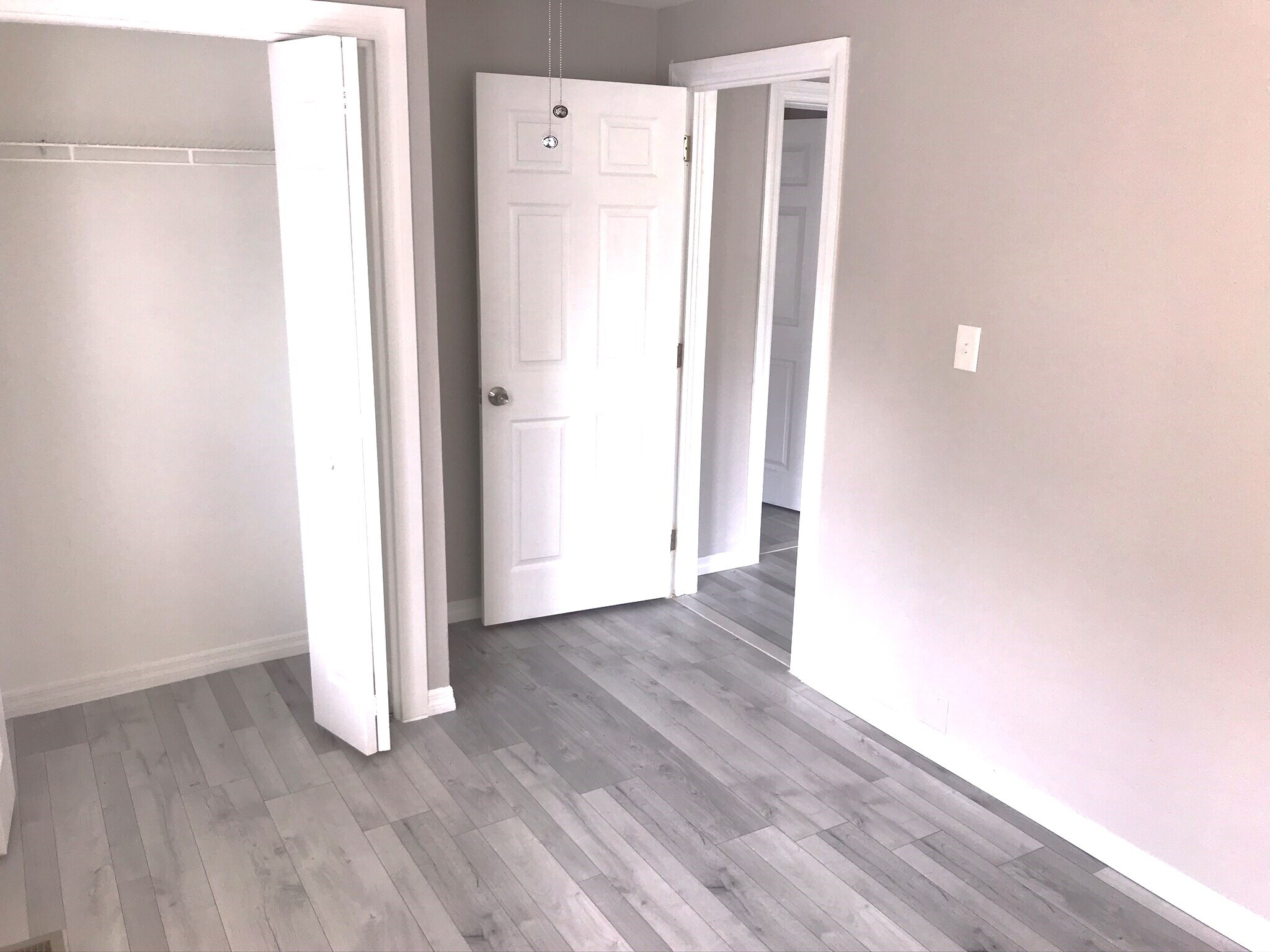 Bedroom - 2216 W Woodlawn Ave