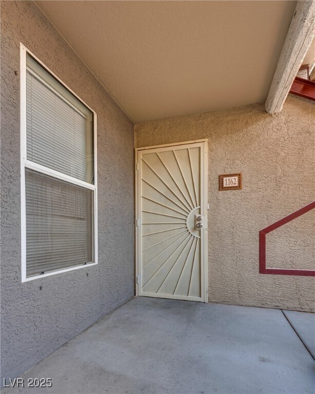 Building Photo - 5055 W Hacienda Ave