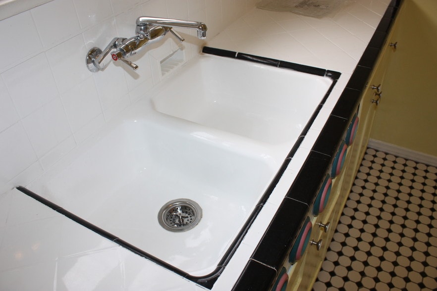 Kitchen Sink - 2322 E 2nd St