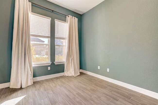 Building Photo - 4705 Sea Salt Dr