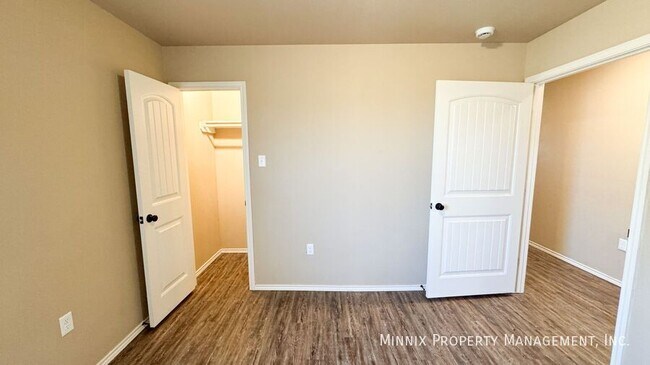 Building Photo - 2516 N Ave O