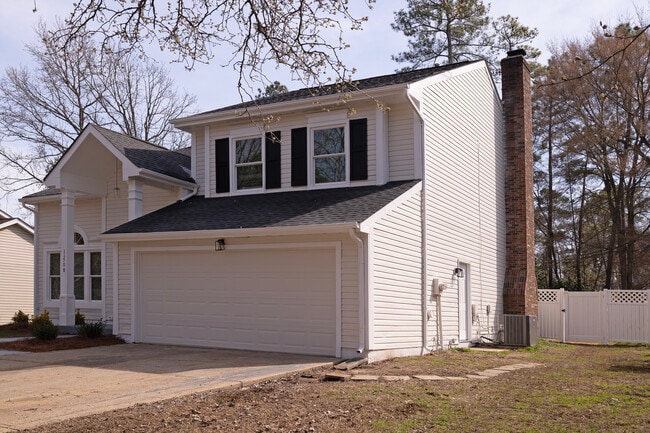 Building Photo - 11508 Quiet Pine Ct