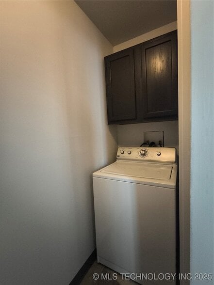 Building Photo - 2124 E 17th Pl