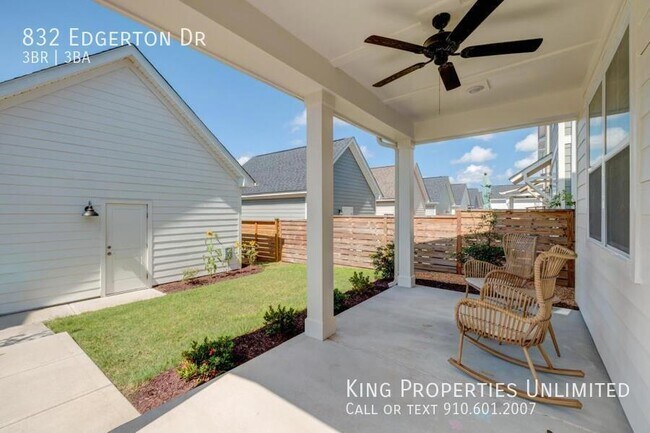 Building Photo - 832 Edgerton Dr