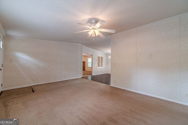 Building Photo - 246 Kings Ridge Dr