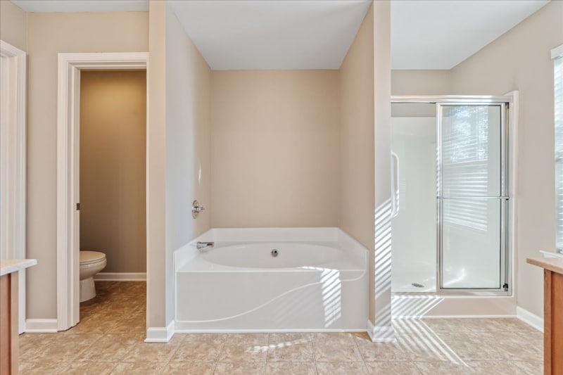 Building Photo - 145 Sunset Ln