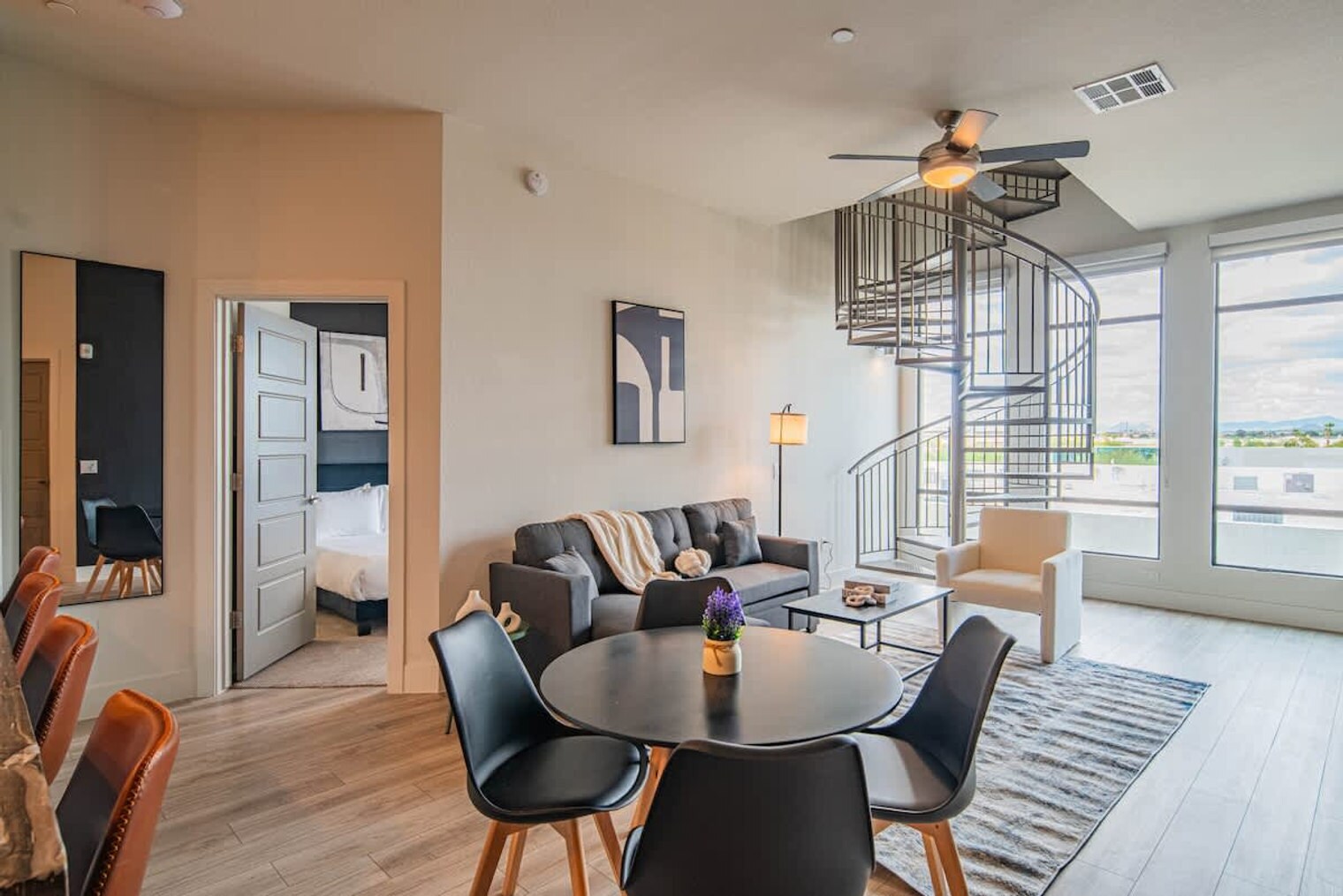 Building Photo - 15501 N Dial Blvd