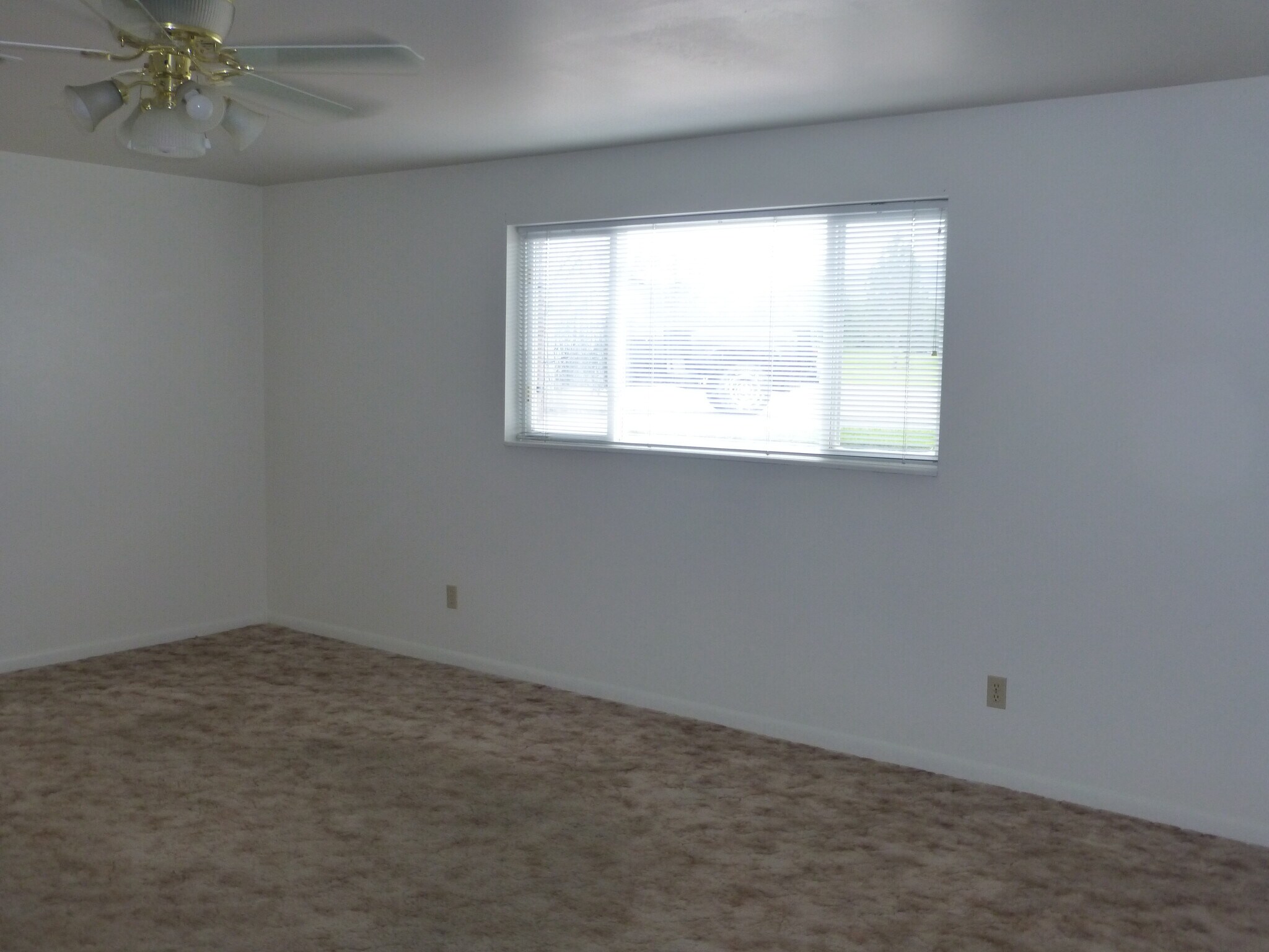 living room - 1536 16th St