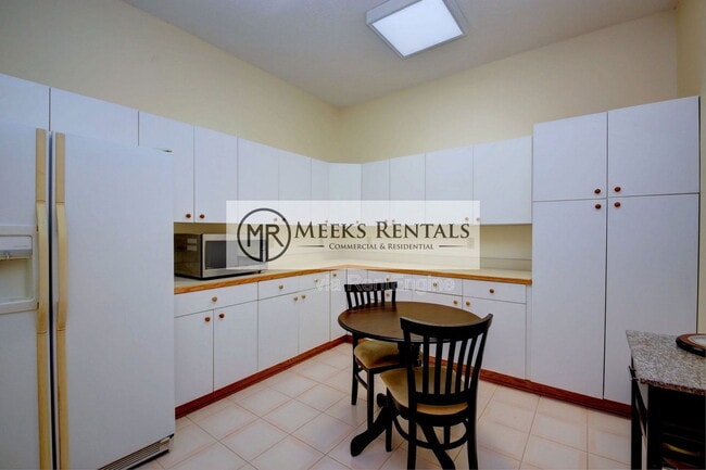 Building Photo - 30 Bridlewood Rd