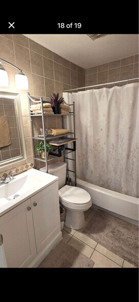 Building Photo - 294 Berkshire Ln