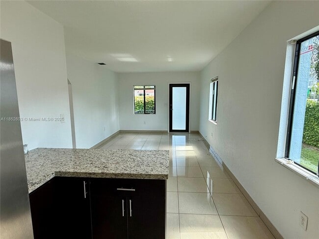 Building Photo - 6111 Coral Wy