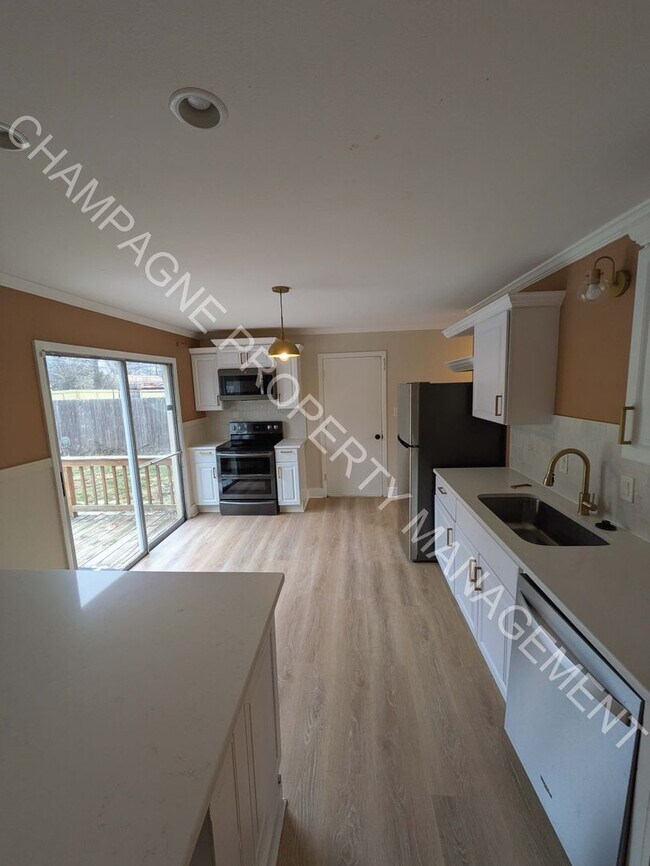 Building Photo - Single Family Home in South KC