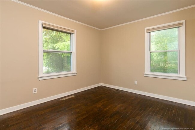 Building Photo - 311 Stuart Ave