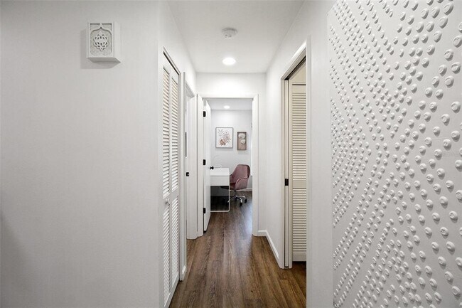 Building Photo - 6416 Wood Owl Cir