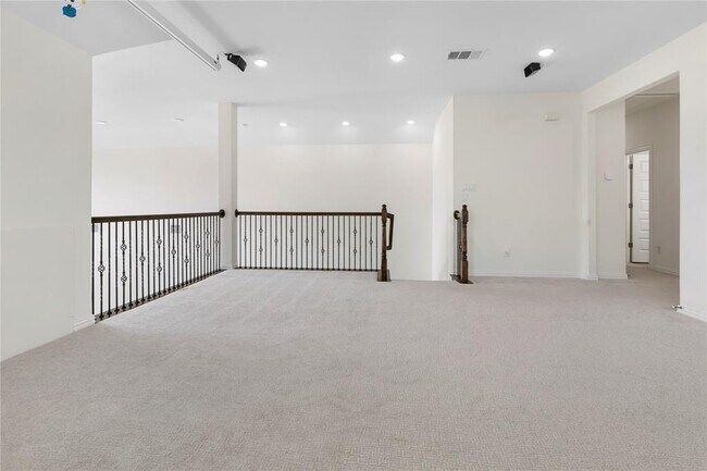 Building Photo - 1105 Malibar Ln