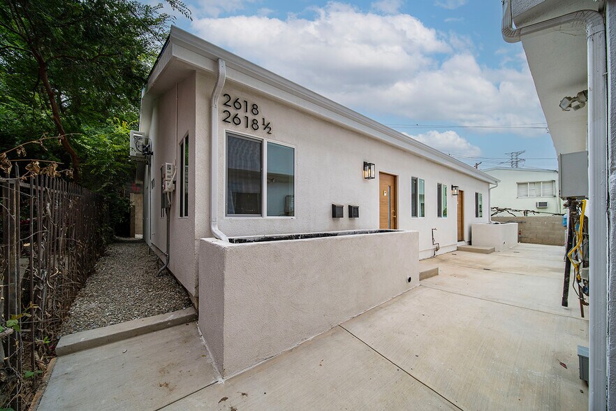 Building Photo - 2616 Glendale Blvd