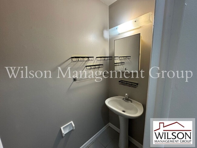 Building Photo - 2810 Kilgore St