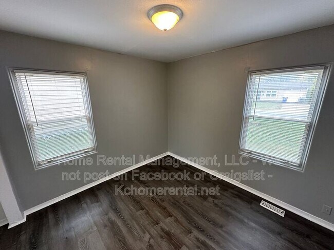 Building Photo - 15315 Fuller Ave