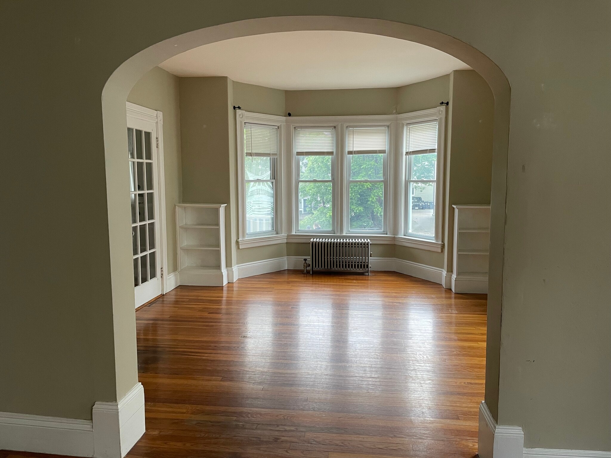 double parlor - living room - 32 Preston St