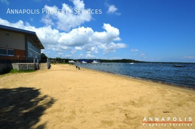 Building Photo - 858 Selby Blvd