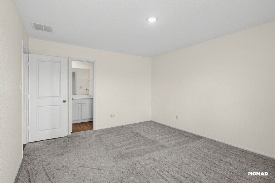 Building Photo - 2712 Gale Pk Ct