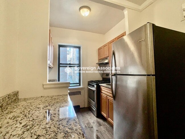 Floorplan - 4700 Broadway