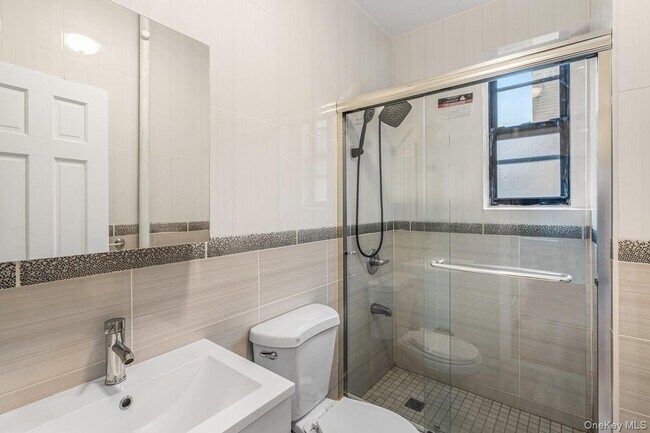 Building Photo - 83-64 Talbot St