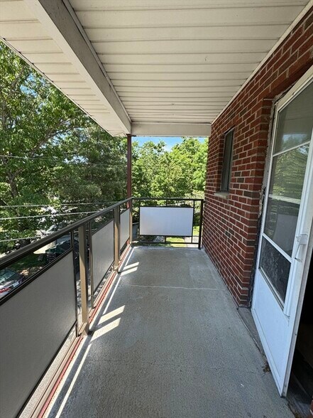 Building Photo - 30 Colonial Dr