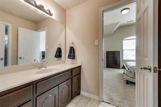 Building Photo - 308 Wisteria Way