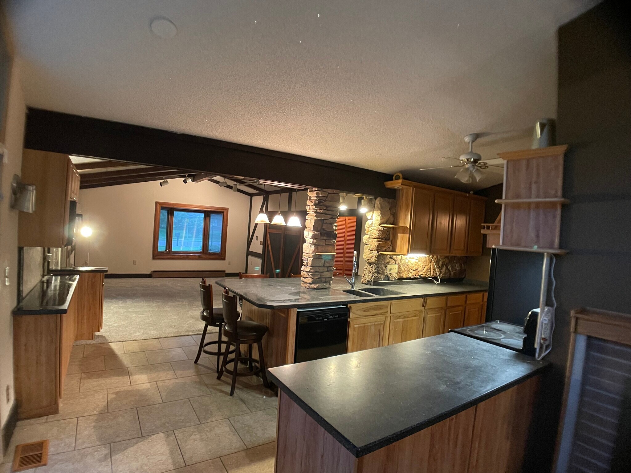 Kitchen to family room - 5344 Hagewa Dr