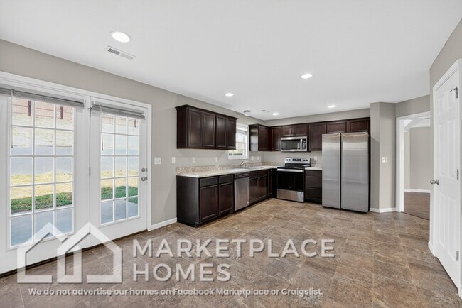 Building Photo - 1129 Cloud View Dr