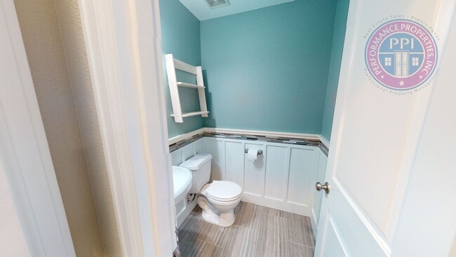 Building Photo - Beaverton - Stylish, Light & Bright, Close To Nike & Intel