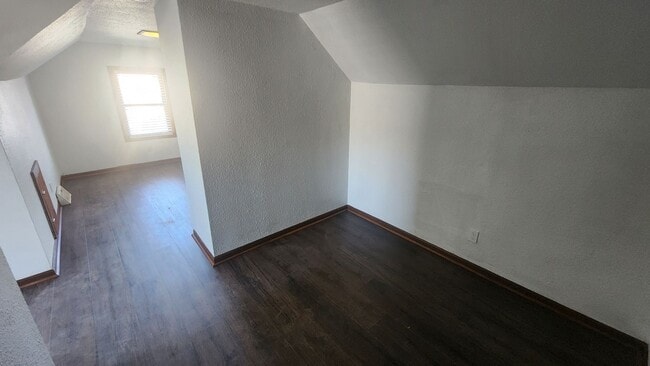 Building Photo - Rent your way to a brighter future!