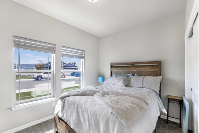 Building Photo - 1419 Blue Grouse Way