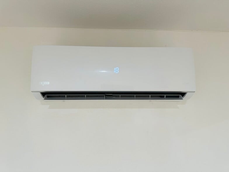 Building Photo - 2707 Cridge St