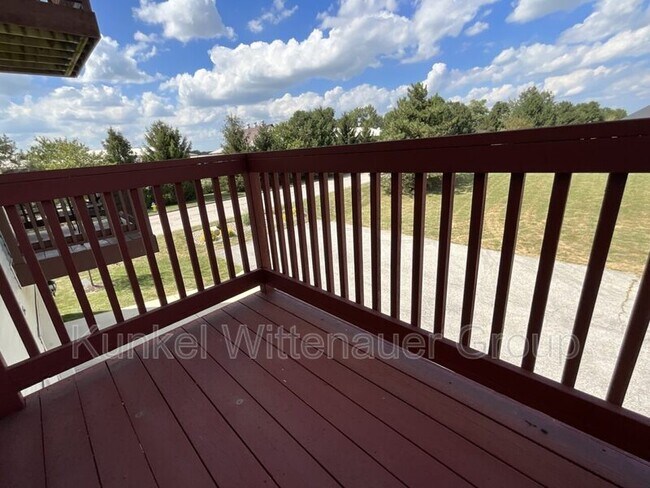 Building Photo - 701 Tower Grove Dr