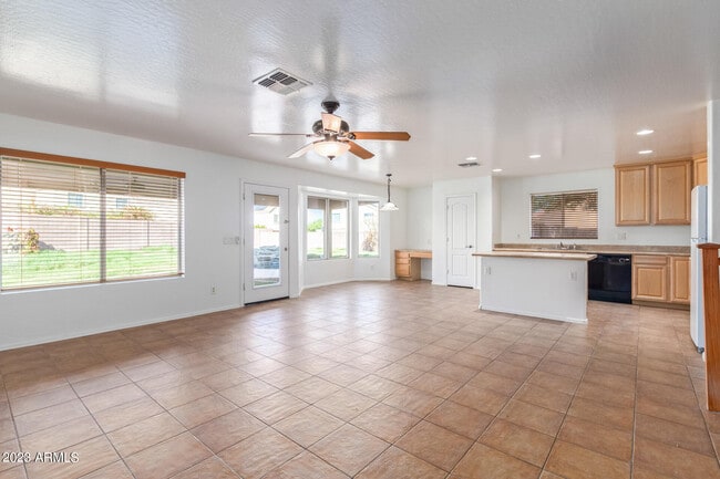 Building Photo - 21708 W Sonora St