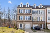 Building Photo - 4921 Forest Pines Dr