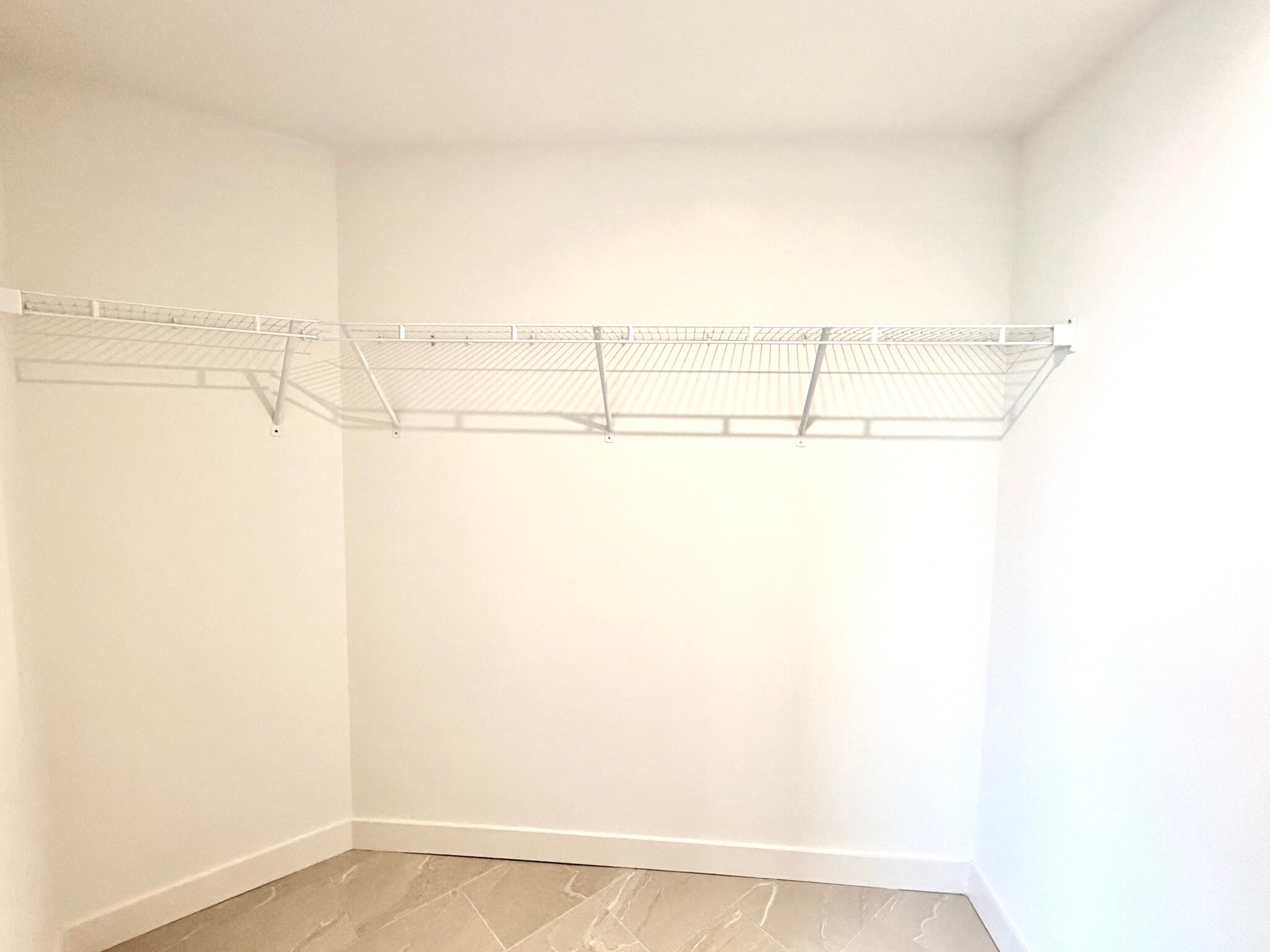 Building Photo - 1910 NW 1st Pl