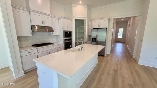 Building Photo - 938 Crystal Byu Blvd