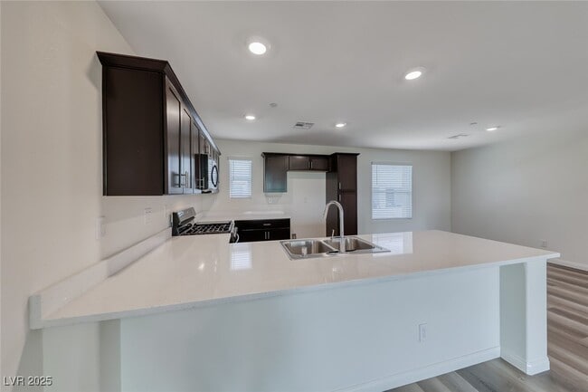 Building Photo - 3728 Enchanted Sky St