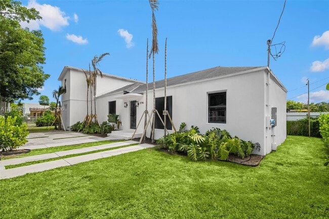Building Photo - 4746 NW 10th Ave